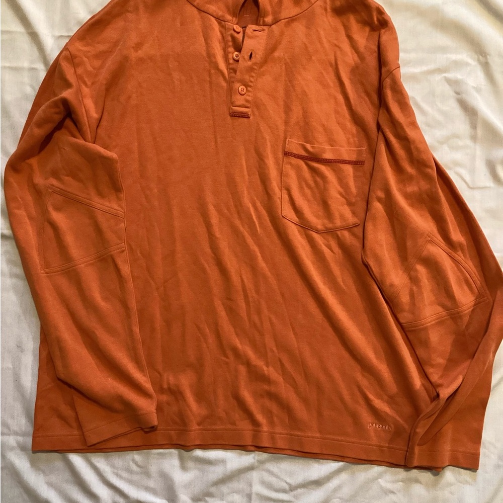 Patagonia L’s Long-Sleeved Daily Henly Color Orange Mens Large Organic Cotton